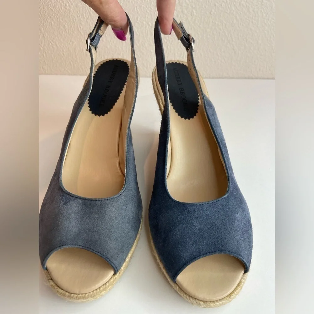 Audrey Brooke~Blue Faux Suede~Espadrille Cork Wedge~Peep Toe~Sandal~Size 8.5B